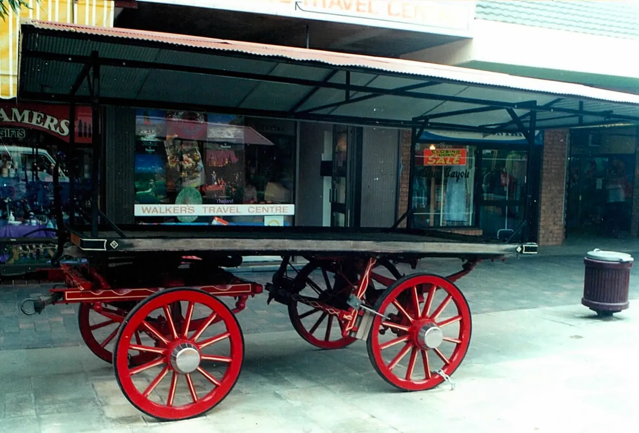 Community Outrage as Council Quietly Removes Historic Drays from Windsor Mall