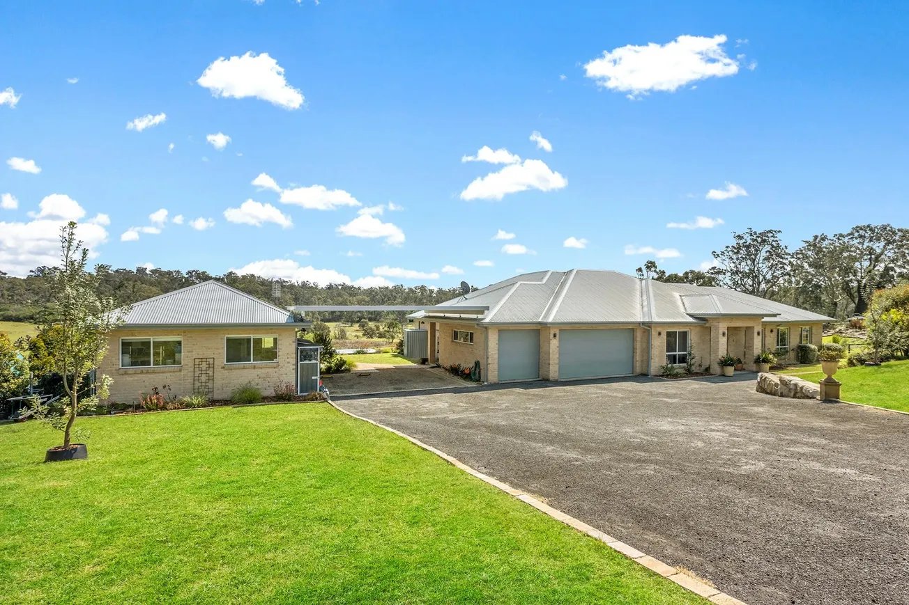 6 Dillwynia Avenue, Cattai.