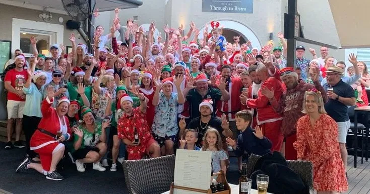 Windsor’s Santa Pub Crawl
