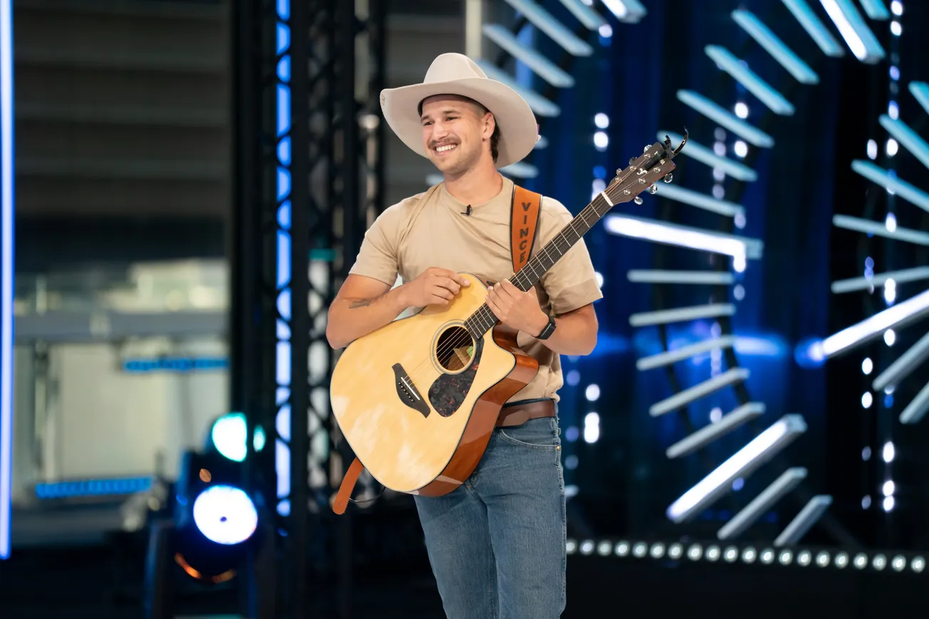 Vince Takes Hawkesbury to Idol